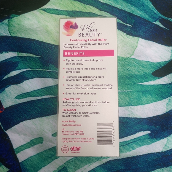Plum Beauty Contouring Facial Roller - Picture 2 of 2